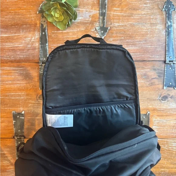 Hurley Rider Backpack - Picture 2 of 8